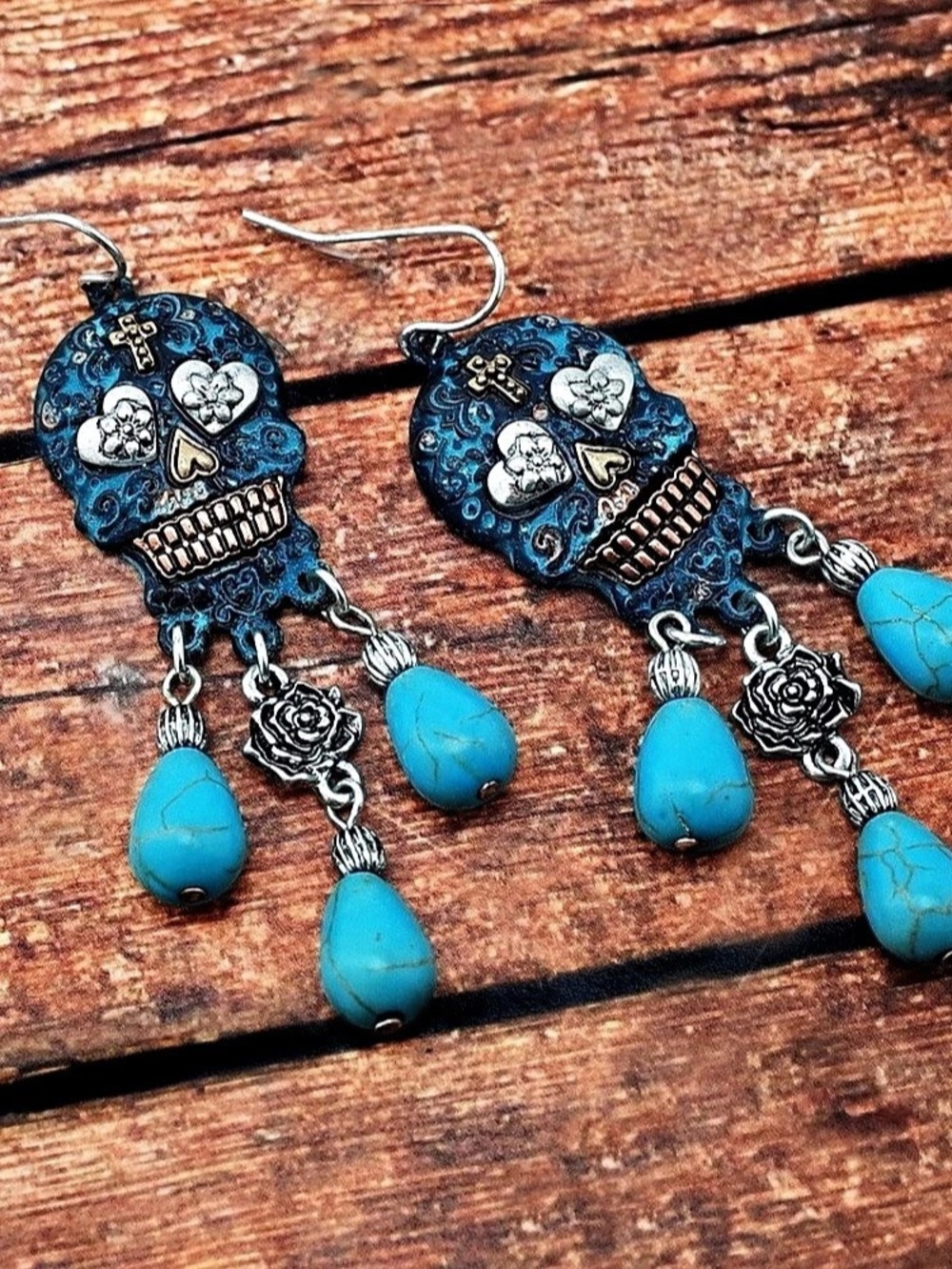 Sugar Skull Turquoise Drop Earrings Like New